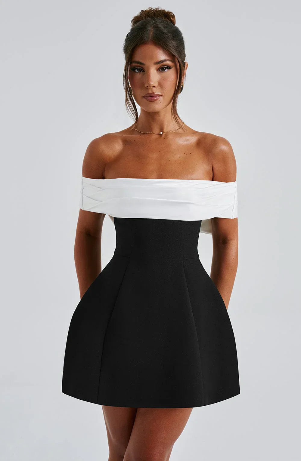 Kvinders Off Shoulder Mini Kjole med Sløjfedetalje