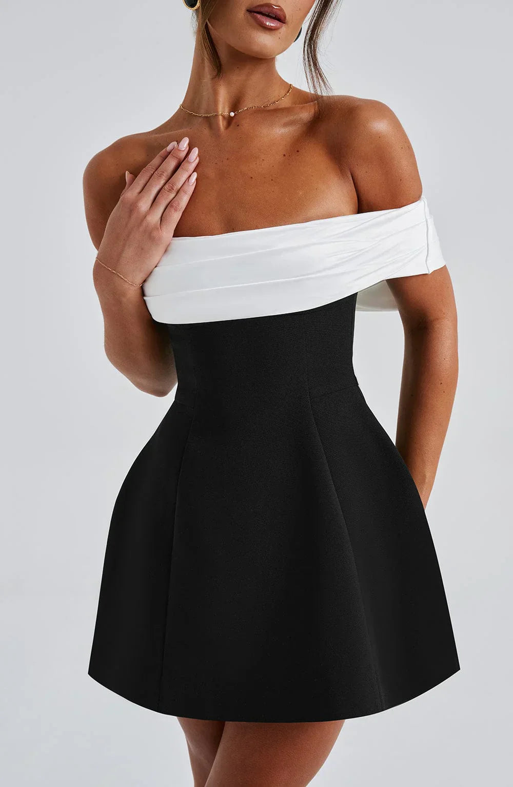 Kvinders Off Shoulder Mini Kjole med Sløjfedetalje